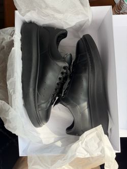 Alexander McQueen black sz 43