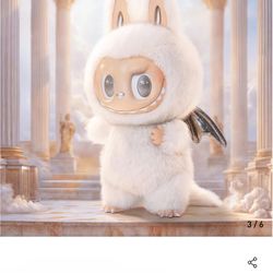 THE MONSTERS - ANGEL IN CLOUDS Vinyl Face Doll