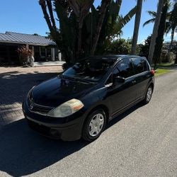 2011 Nissan Versa 