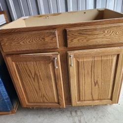 Kitchen Cabinet With Sink Selling Both For 450