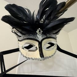 Ornate Costume Mask $5