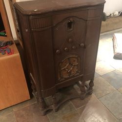 Antique- Radio