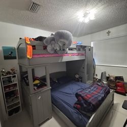 Bunker Bed 