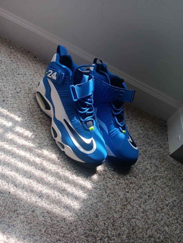 Air G Size 13