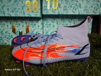 Soccer cleats us size 8