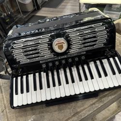 Titans Accordian