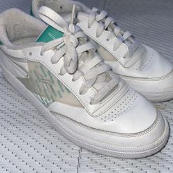 Reebok Sneker White Size 7