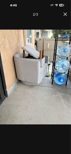 Swivel chair with stool