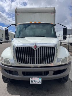 26 foot box truck logistics business for sale. Amazon compliant.