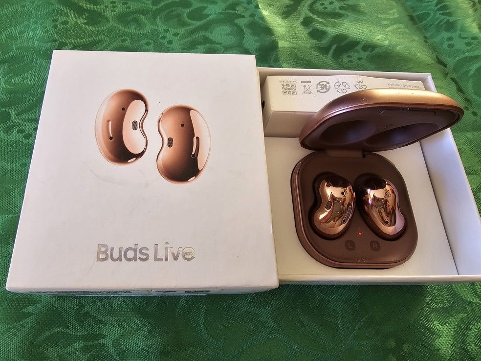 Rose Gold Galaxy Buds Live