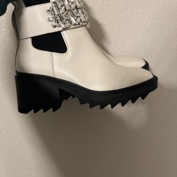 Women Boots