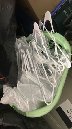 Hangers basket