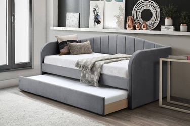 🌻 DAY BED DIFFERENT COLOR”S 🌻