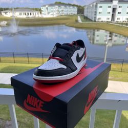 Black Toe Jordan Low