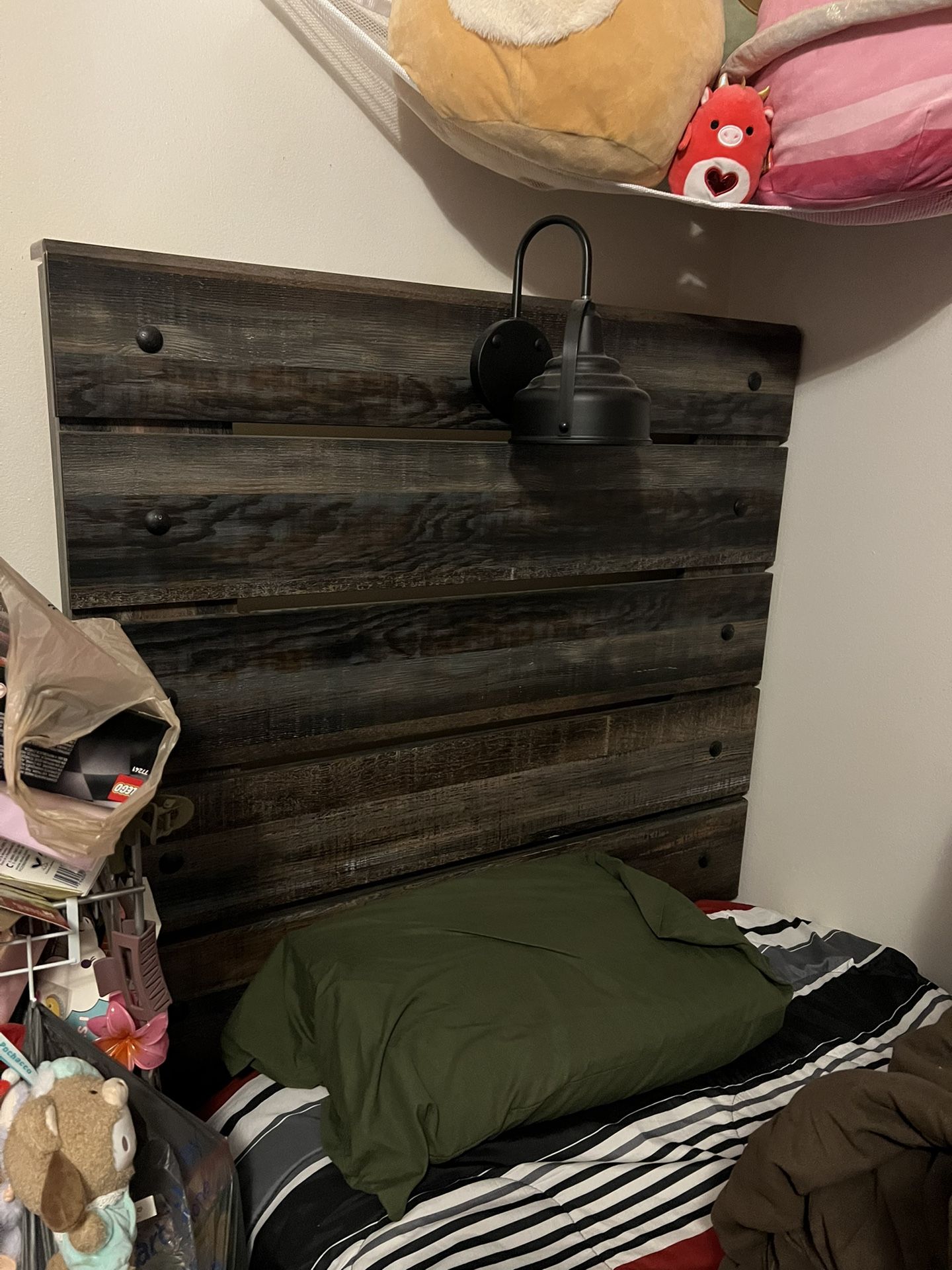 Twin Bed