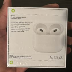 AirPods Gen 3