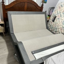 Serta Mechanical Bedframe (Queen)