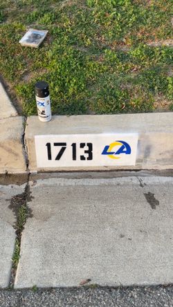 Curb painting
