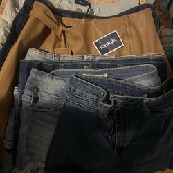 Hollister Aeropostale Shorts and skirts 7/8