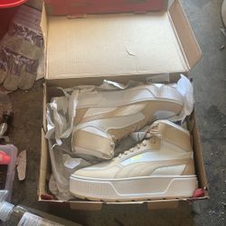 Women’s Pumas