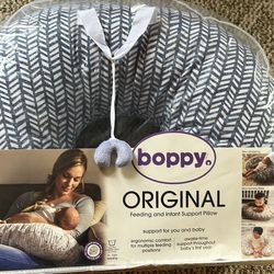 Boppy original Feeding And Infant Support Pillow
