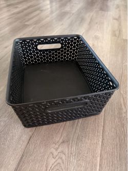 Storage basket