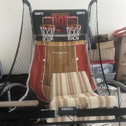 Basketball hoop - Indoor Games FREE