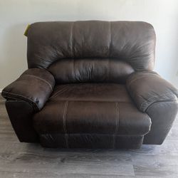 Couch/Recliner 