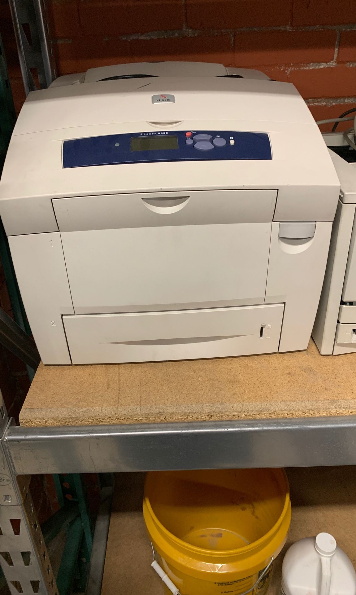 Hp laser jet 2300 / xerox phaser 8400 printer