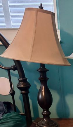 Table lamp