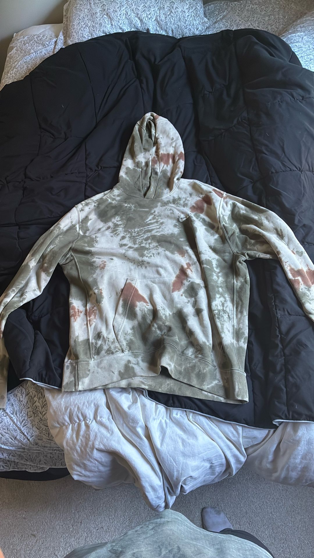 Large Camo Nike sweatshirt