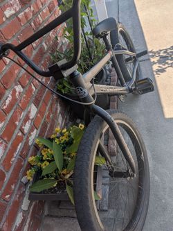 Black SE SoCal Bike