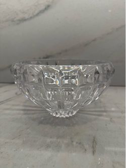 Mikasa Austria Reflections Cut Lead Crystal Bowl – 7.5”