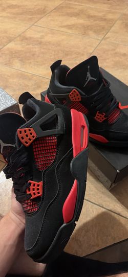 Jordan 4s red thunder
