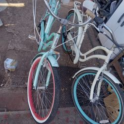 2 BIKIS SCHWINN 26INCH 7SPEED NEW  TIRES AND TUBES WORK PERFECT EVERYTHING IS GOOD 