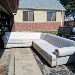 Couch sectional