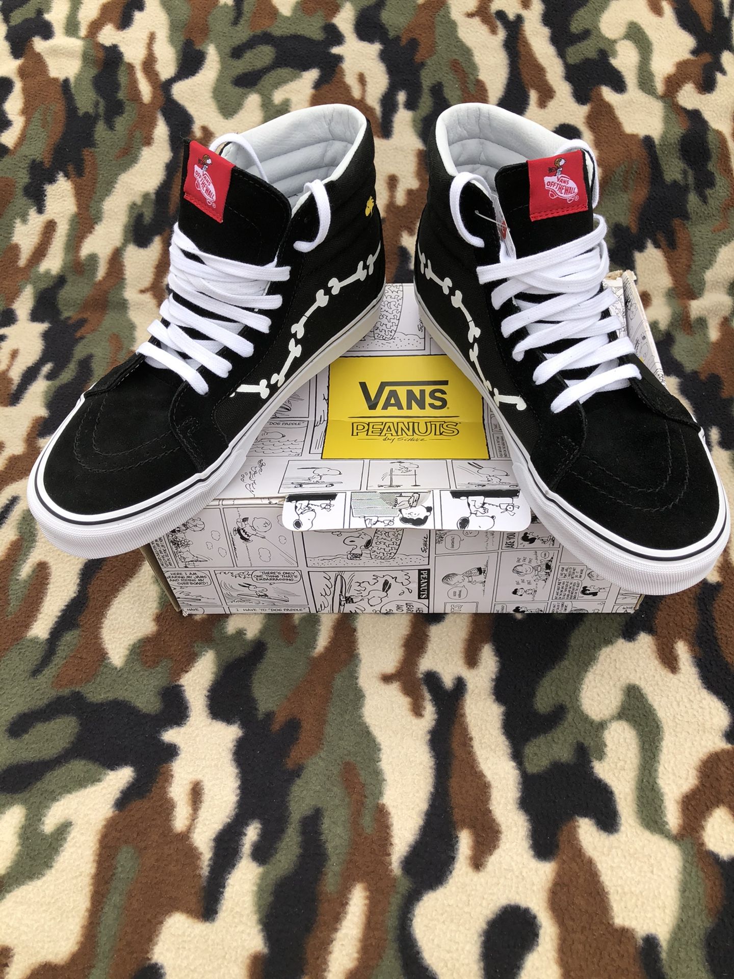 Vans shoes Snoopy bones