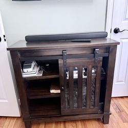 Cabinet w/sliding door