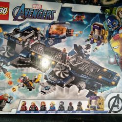 Avengers Helicarrier Lego Set