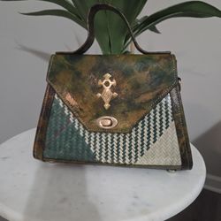 Vintage Green Woven Handbag | Small Top Handle Purse | Boho Retro Evening Bag | Unique Metal Clasp | Gift for Her | Statement Bag

