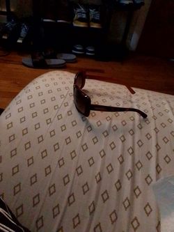 Nine West Sun glasses