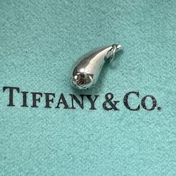 Tiffany Elsa Peretti Sterling Silver Teardrop Pendant
