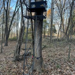 Hunting Stand - Basically New 