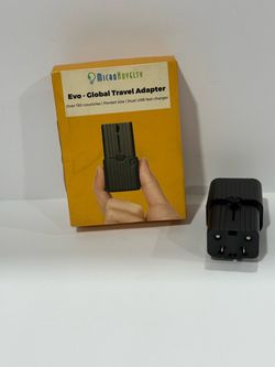 Global travel adapter