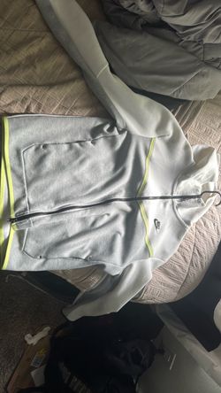 Nike tech gray lemon black