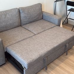 COUCH WITH PULL OUT BED