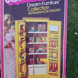 Vintage Barbie Refrigerator/Freezer 