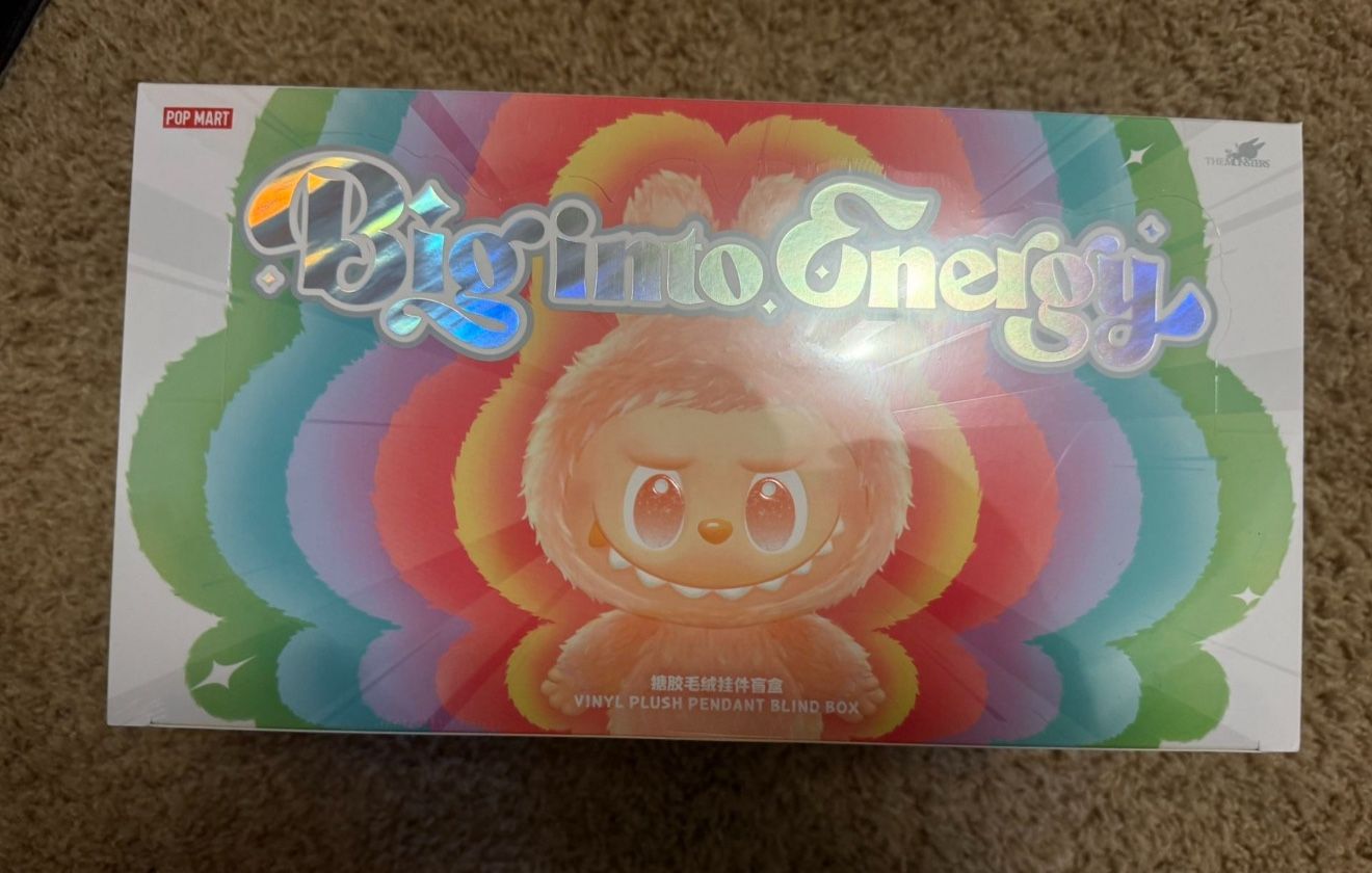 Popmart Labubu Big Into Energy