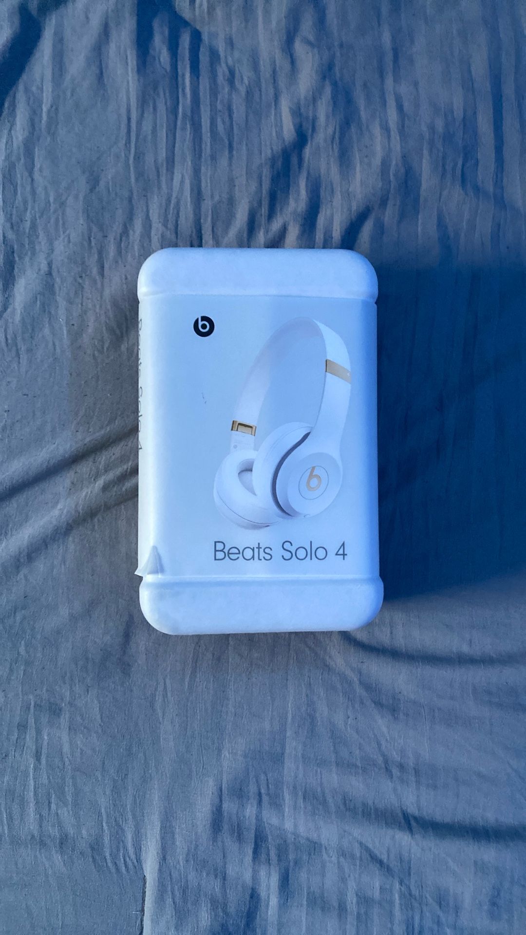 Beats Solo 4