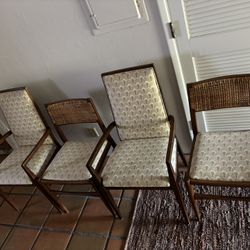 Set Of 4 Dining Room Chairs 